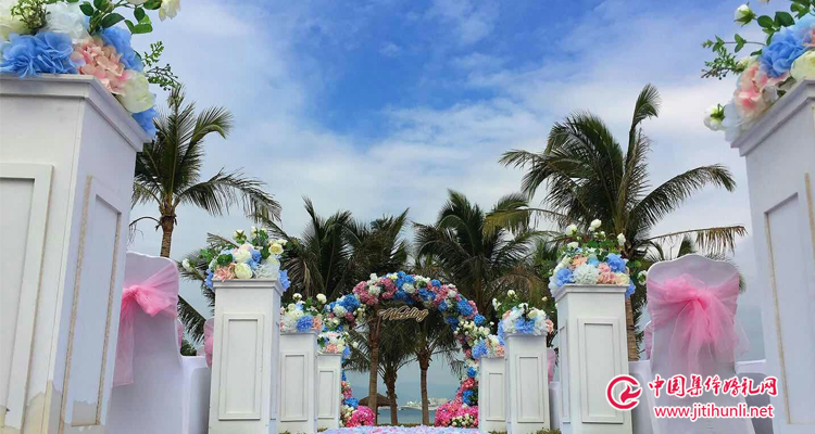 2018年8月30日第107届三亚集体婚礼：“浪漫天涯”海边草坪集体婚礼