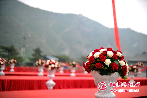 关于北京集体婚礼，新人举办婚礼的大环境