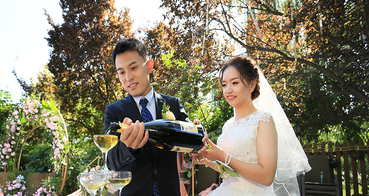 北京定制婚礼：2022年10月2日第五十三届北京“爱情海”婚礼+园林拍照